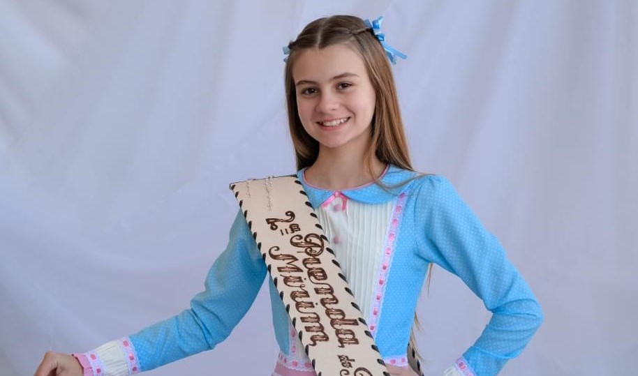 Conheça Cecília Feil Schmidt – 2ª Prenda Mirim do RS 2024/2025